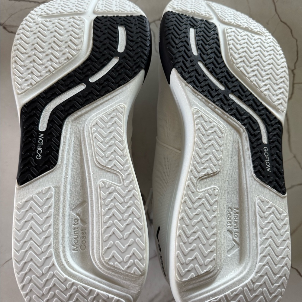 Mount To Coast Men's White Running Shoes - Picture 2 of 2